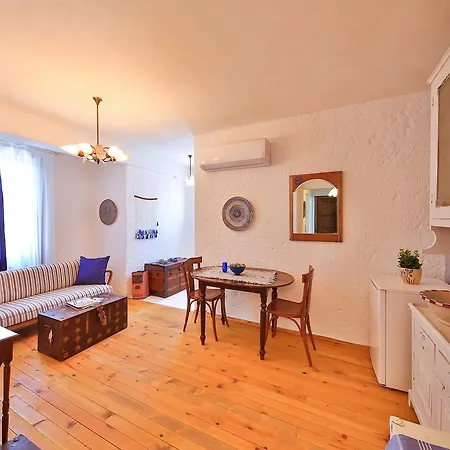 Koyici Hotel *